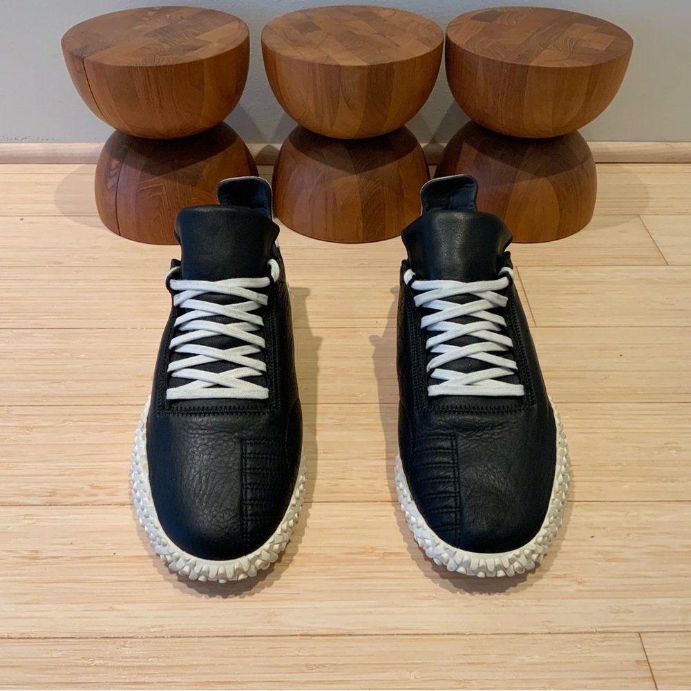 Adidas Kamanda (rare leather version) very gently used/worn twice